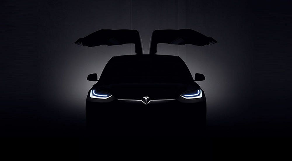 Tesla Model X, il SUV elettrico di Elon Musk