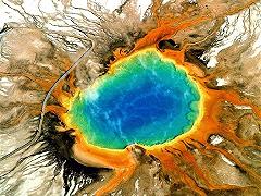 Yellowstone, 170 terremoti in un mese: vulcanologi preoccupati