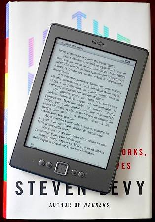 Recensione Amazon Kindle 4