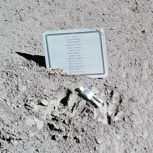 Fallen Astronaut