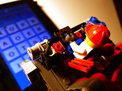 Lego plays Ruzzle: retroscena della nascita di un robot