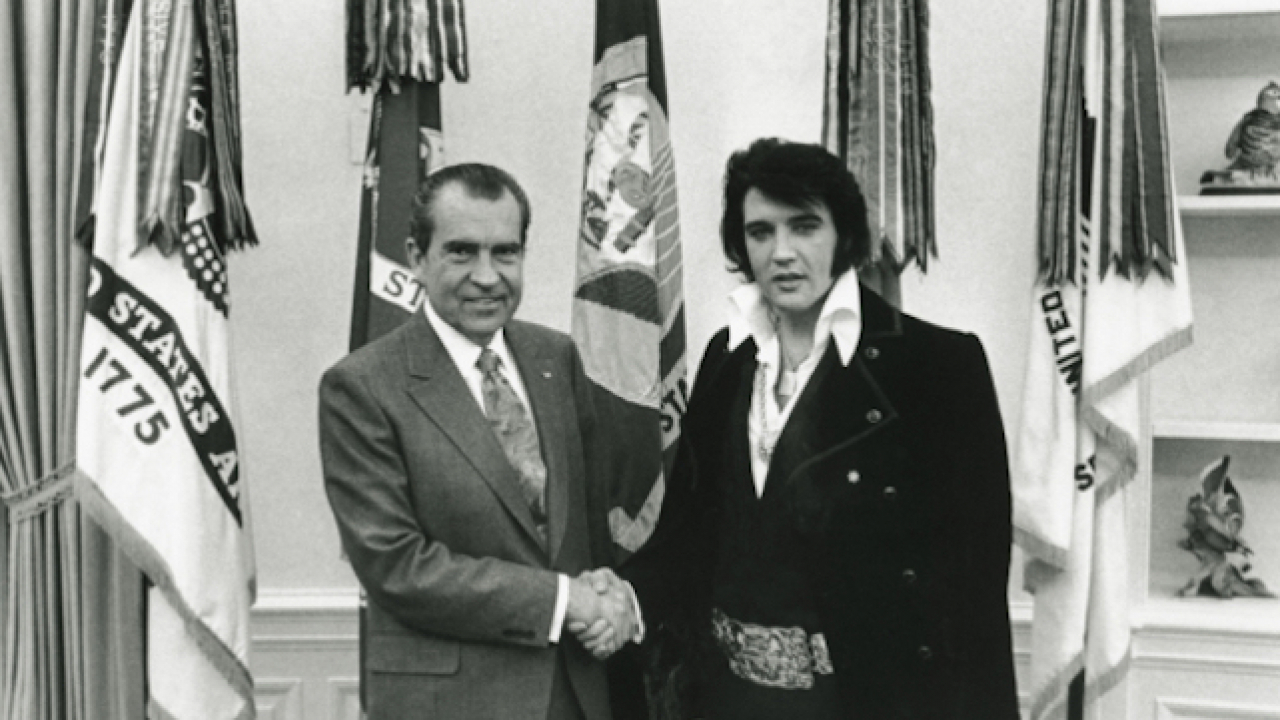 Quella volta che Elvis incontrò Nixon per un Distintivo