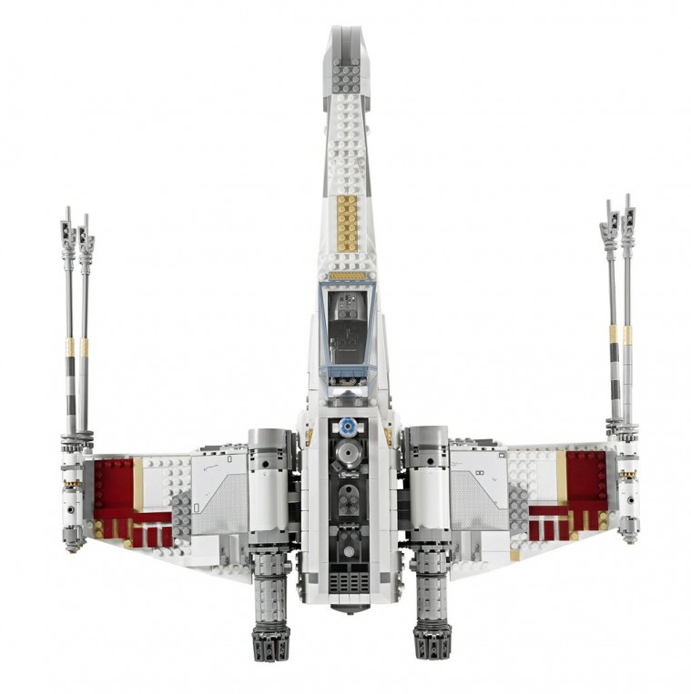 10240_red_five_x-wing_starfighter_09