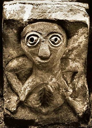 Sheela-Na-Gig nella chiesa di Kilpeck, vicino Hereford