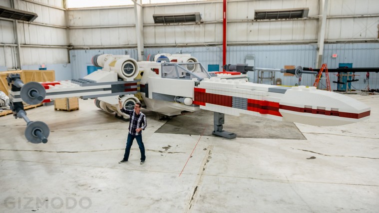 Un Lego X-Wing da 5 milioni di pezzi in scala 1:1 - 001