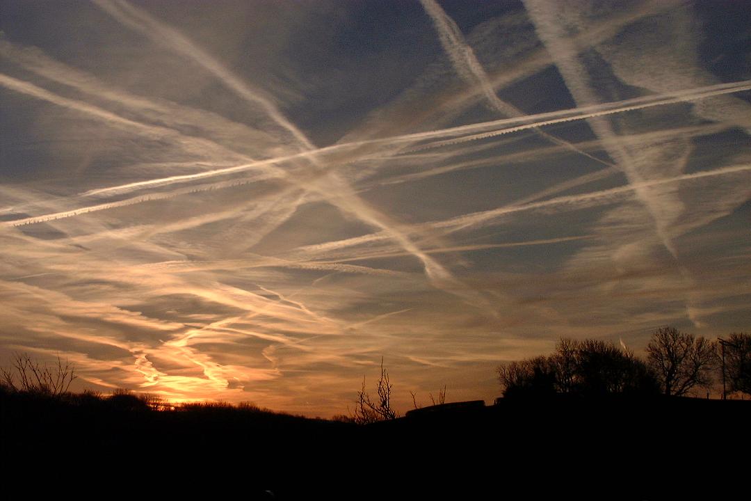 Chemtrails, TBC e la distruzione dell’umanità