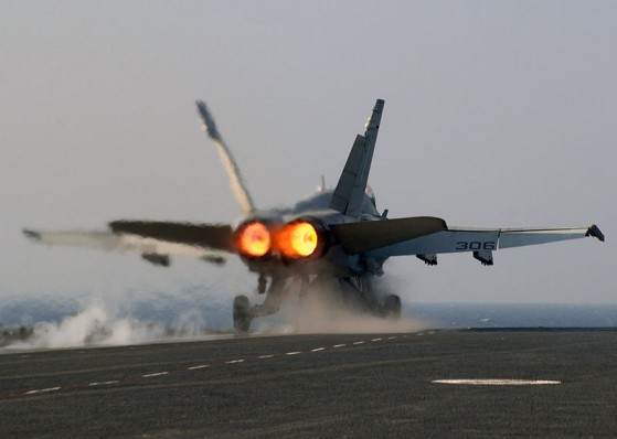 800px-FA18_on_afterburner