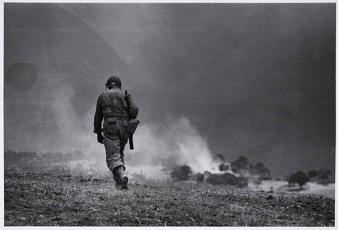 Robert Capa 937; 536.WAR.ITA.032; 43-4-28; 1943