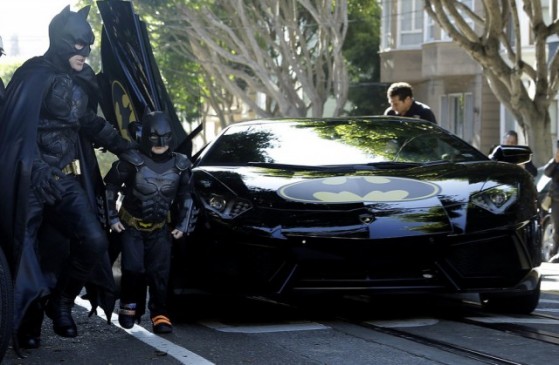 la-me-batkid-san-francisco-pictures-003-e1384545415366