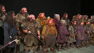 I nani de Lo Hobbit e le loro controfigure “in scala”
