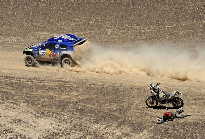 AUTO-MOTO-RALLY-DAKAR