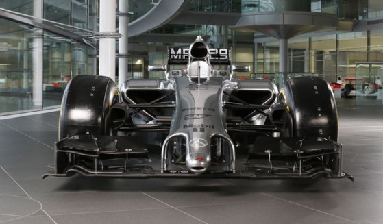 McLaren-MP4-29-frontale_horizontal_lancio_sezione_grande_doppio