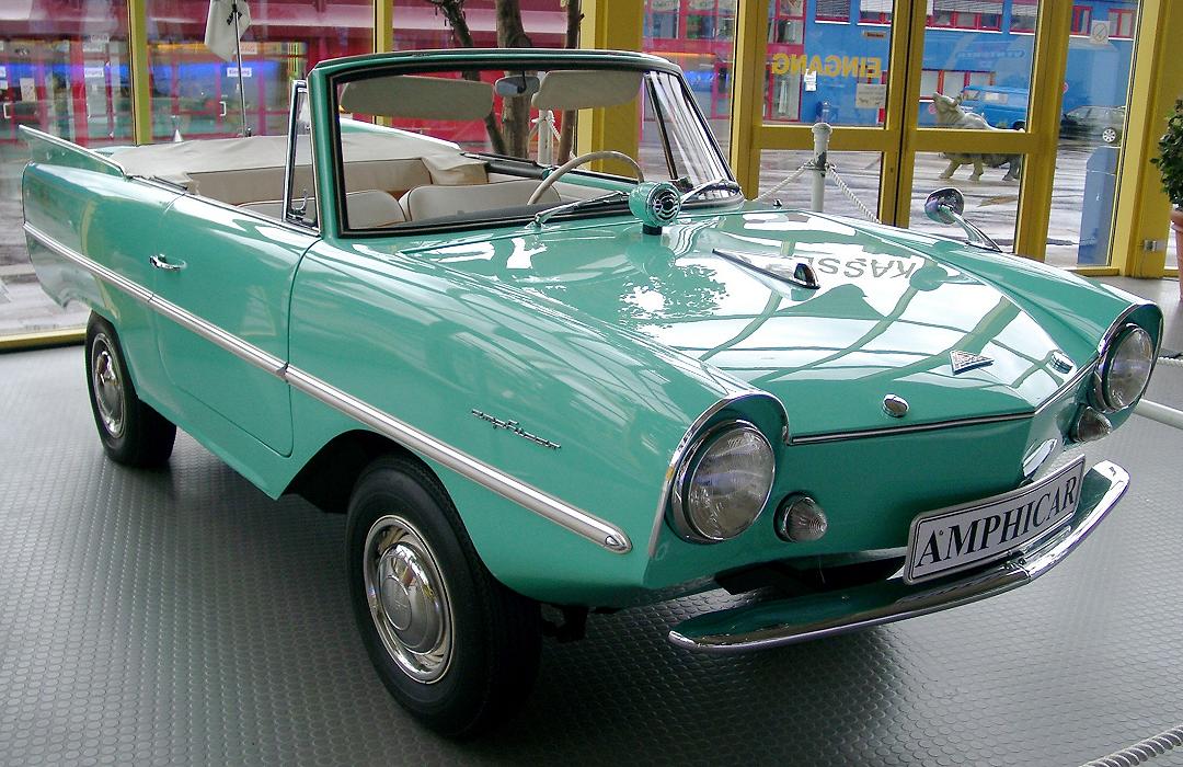 Amphicar: tutti possiamo essere James Bond