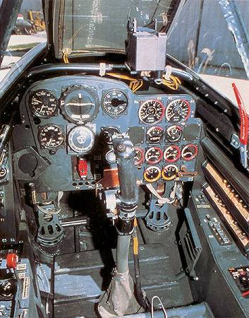 470px-Me262cockpit_color
