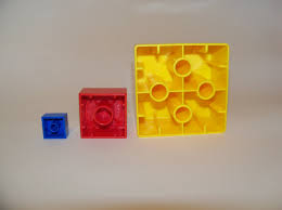 2x2-brick-comparison-quatro