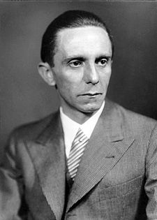 225px-Bundesarchiv_Bild_146-1968-101-20A,_Joseph_Goebbels