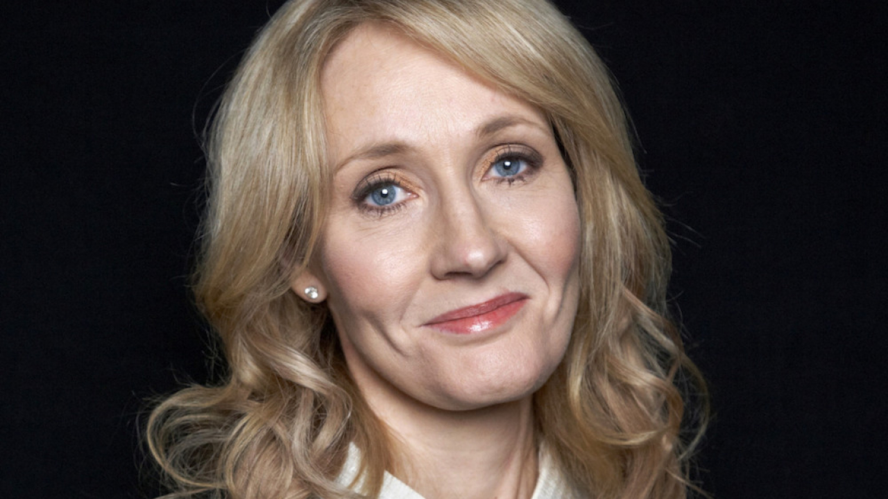 J.K. Rowling dice di non essere stata capita sulle donne transgender