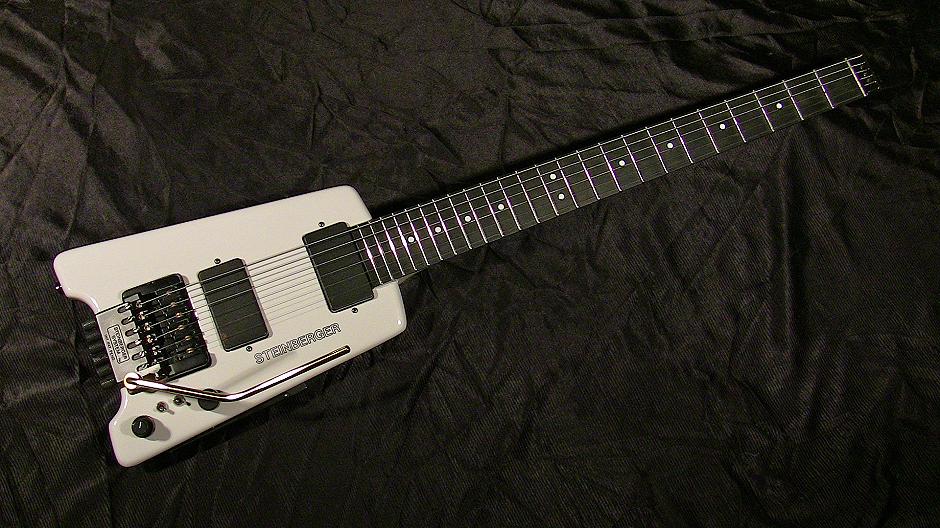 Steinberger, storia della chitarra più nerd di sempre