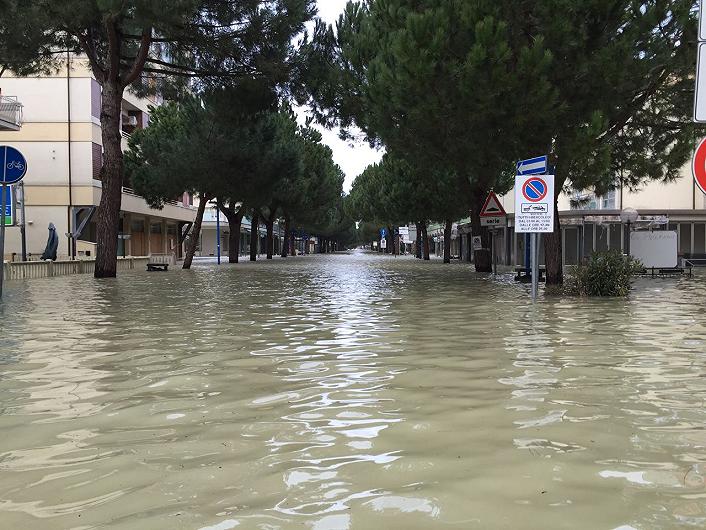 L’Italia delle Emergenze che guarda il dopo e mai il prima