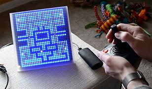 1-Pixel Pac Man