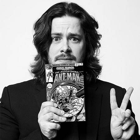 La faccia di uno che scrive il film di Ant-Man