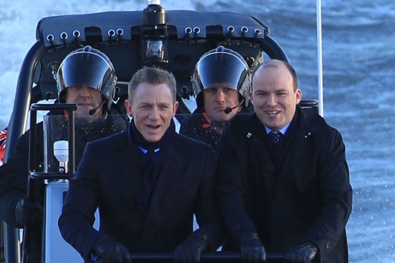 Sicuamente non così: "YEEE havin' so #goodtime in the Alps!" - @danielcraig