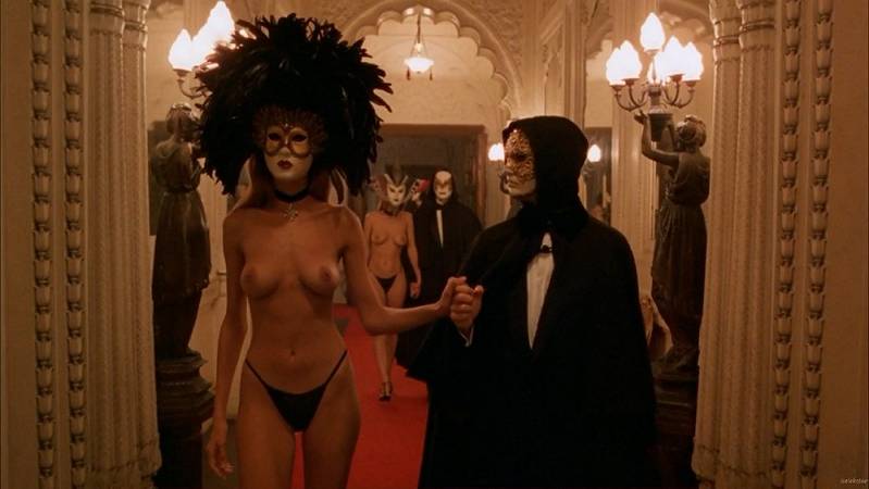 eyeswideshut2