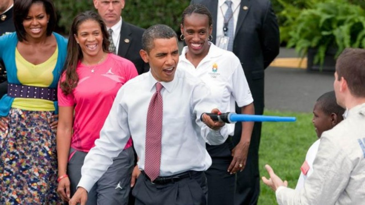 Barack Obama: “gli UFO esistono e vanno presi seriamente”, ma lasciate perdere i complotti