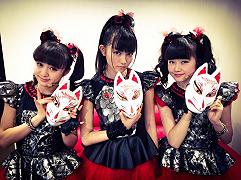 Babymetal tornano a colpi di Karate