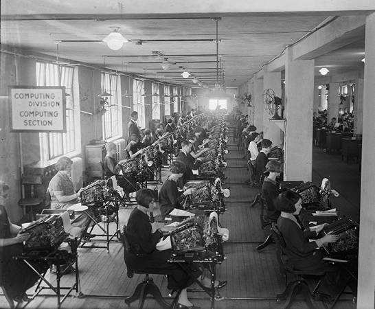 Library of Congress, National Photo Company Collection. LOC Title: "Bonus Bureau, Computing Division", 11/24/24. LC-DIG-npcc-12637.