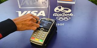 Visa introduce un anello per pagamenti NFC