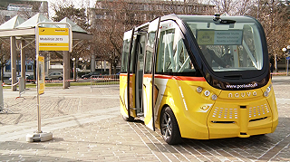 In Svizzera il primo autobus a guida autonoma