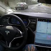 Tesla Motors, primo incidente mortale a bordo di un’automobile a guida autonoma