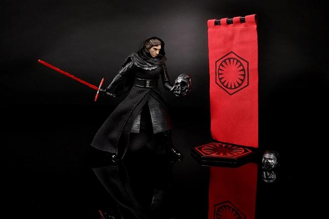 star-wars-black-series-kylo-ren-star-wars-celebration-exclusive