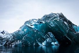 Il fascino nascosto degli iceberg “ribaltati”