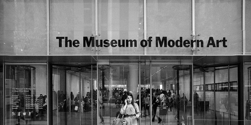 museum-of-modern-art-aussen