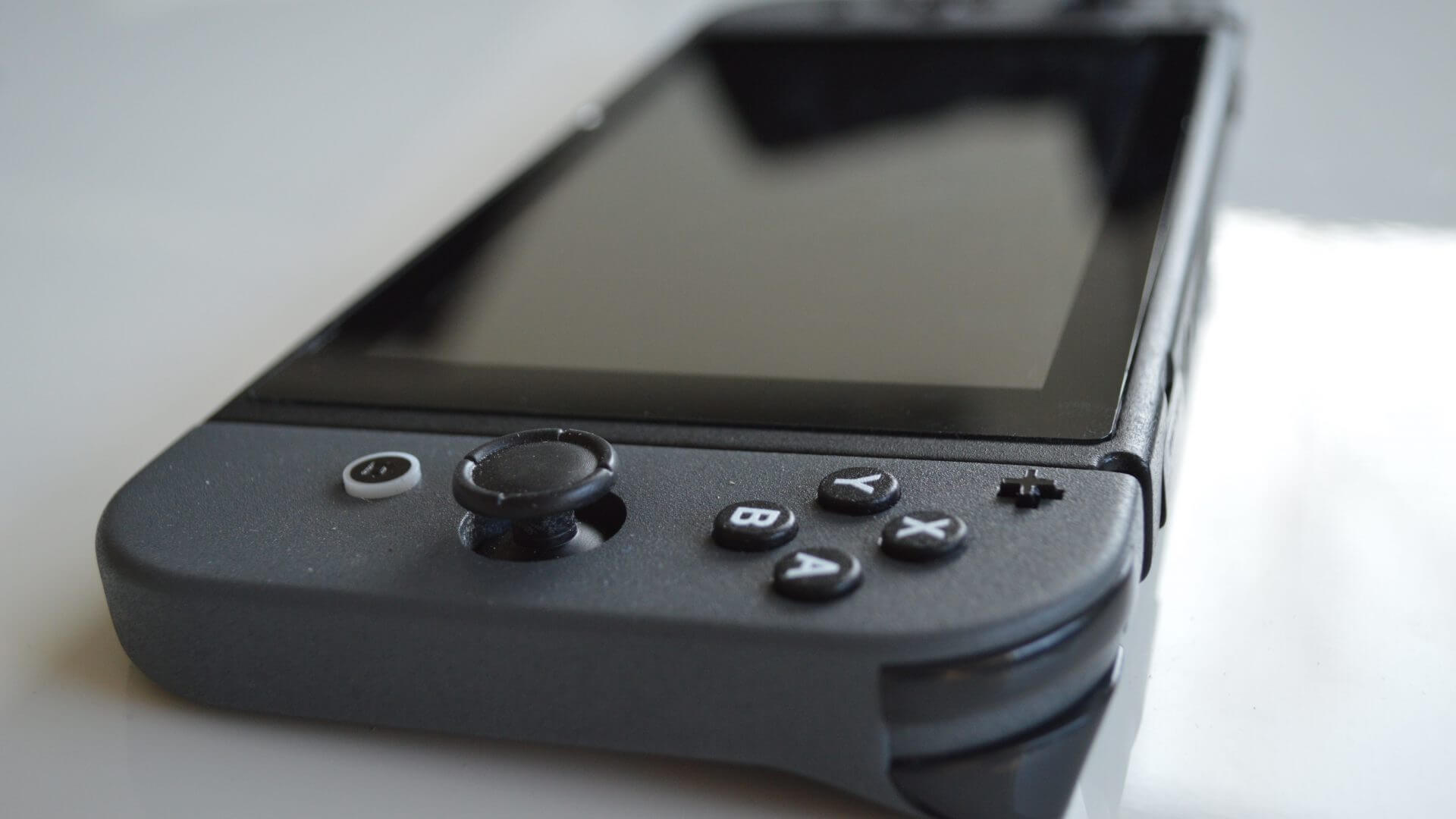 Nintendo raddoppia i piani di produzione per Switch dopo l'enorme richiesta