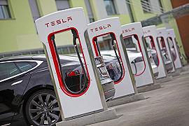 Ecco i nuovi Supercharger di Tesla per l’Italia