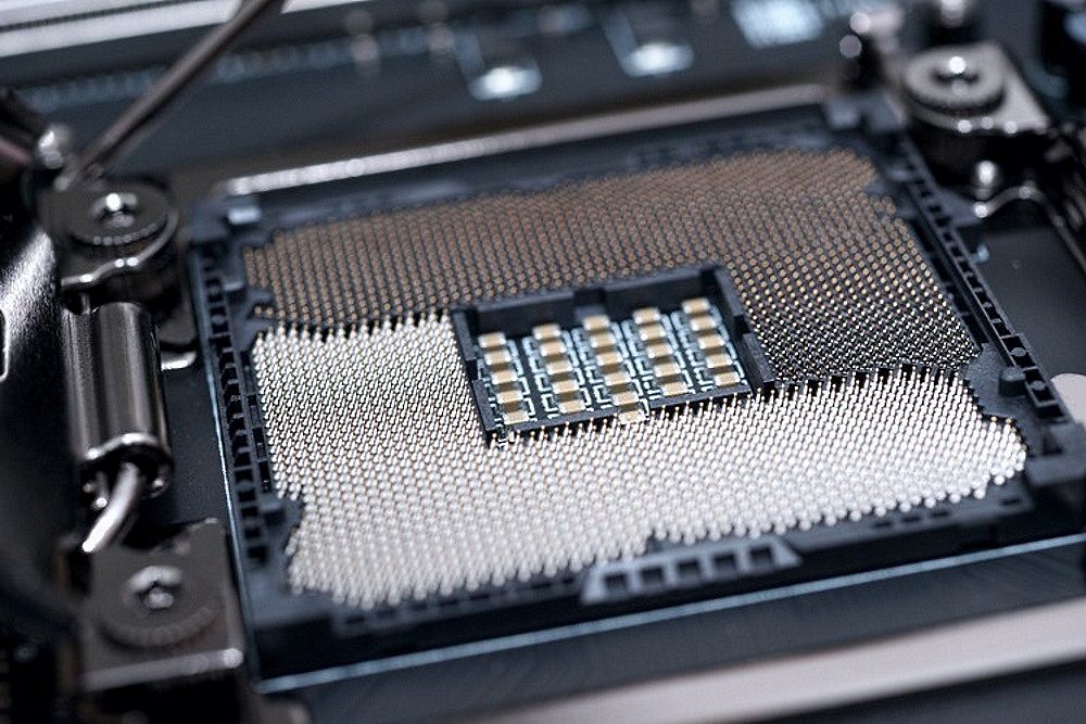 Intel Xeon W9-3495 Sapphire Rapids HEDT: CPU con 56 core e 112 thread avvistata