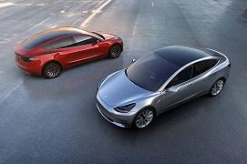 Tesla Model 3: 215 miglia senza inquinare per luglio 2017