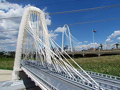 Margaret Hunt Hill Bridge in LEGO