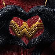 Deadpool e le congratulazioni su Twitter per Wonder Woman