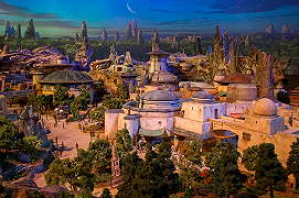 Star Wars Land si mostra sotto forma di plastico al D23