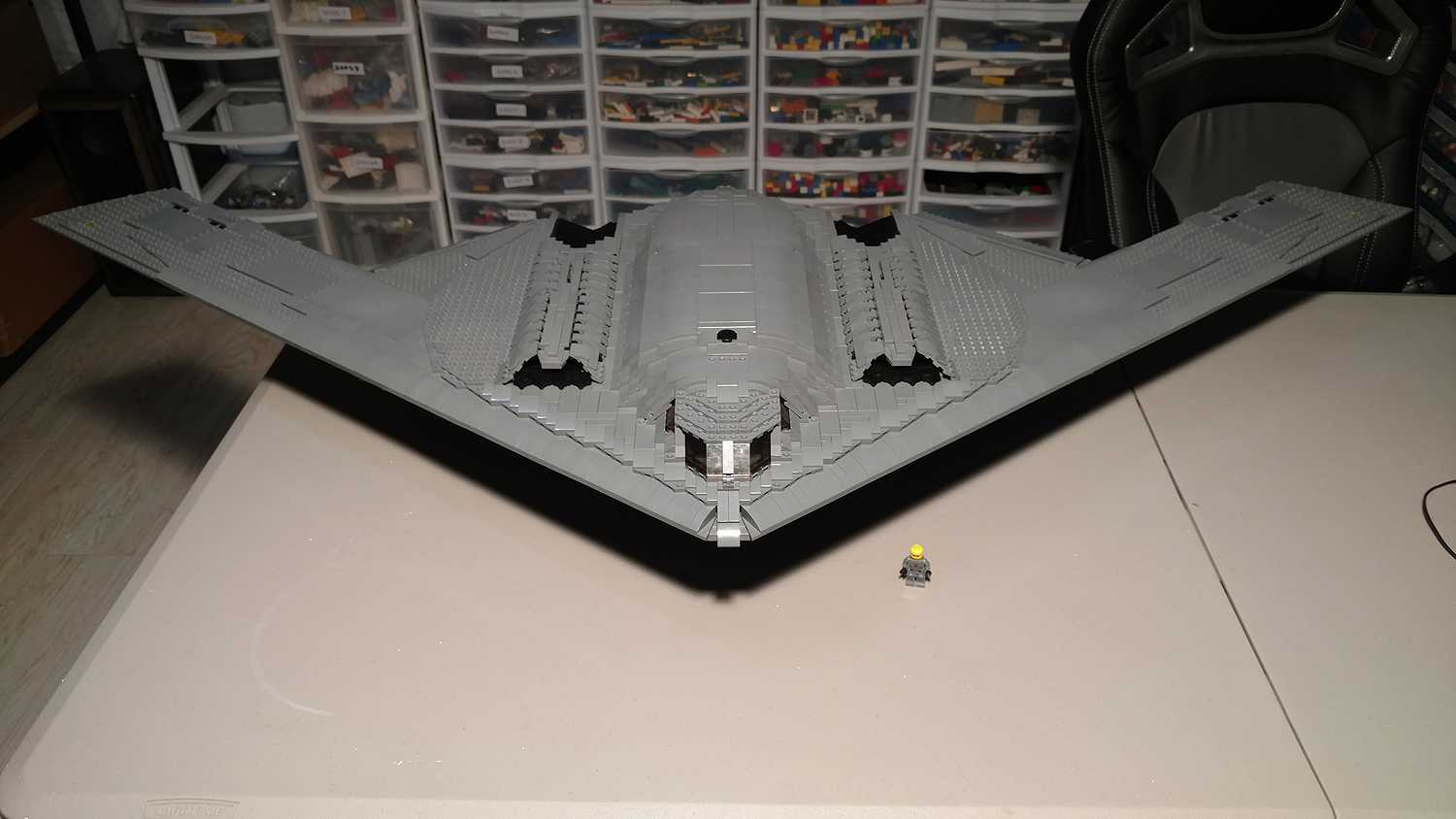 Un B-2 Spirit come non lo avete mai visto in LEGO