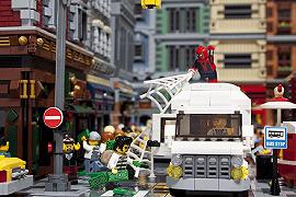 Diorama di Spider-Man Homecoming LEGO per la rivista Blocks Mag