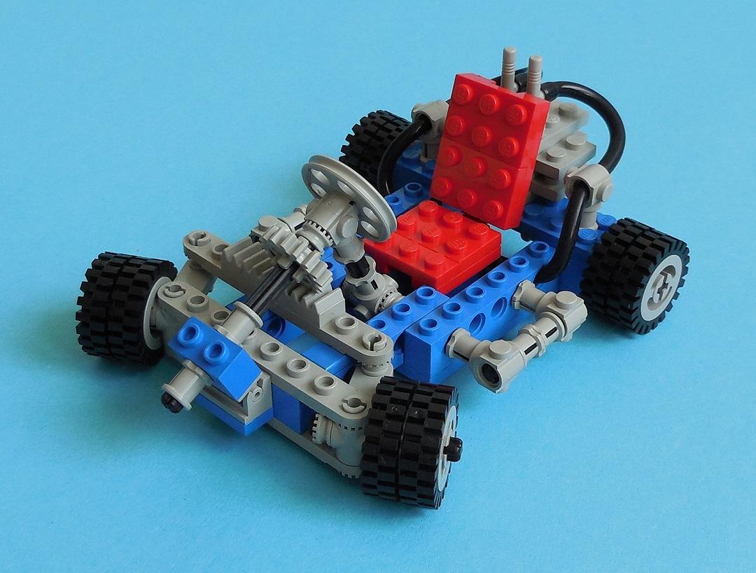 Lo storico go-kart 1972 LEGO stampato in 3D cinque volte più grande