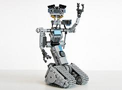 Tornano disponibili le istruzioni per crearvi il vostro Johnny 5 LEGO