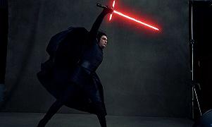 Star Wars: Gli Ultimi Jedi – un poster internazionale con Kylo Ren