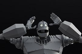 1000toys presenta Riobot Iron Giant