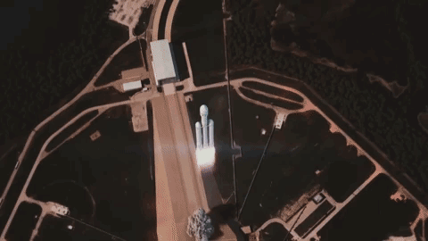 Il Falcon Heavy di SpaceX parte questa sera per Marte: guarda la diretta